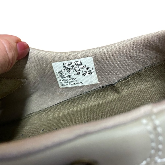 Easy Spirit Women's Triproute Clogs Size 8.5 WW Beige/Tan Leather Slip On Mule - Picture 5 of 13